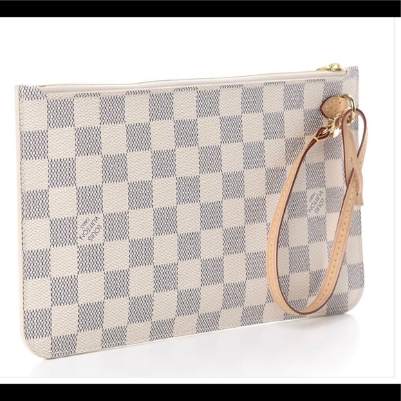 Auth NEW Louis Vuitton Neverfull GM beige wristlet